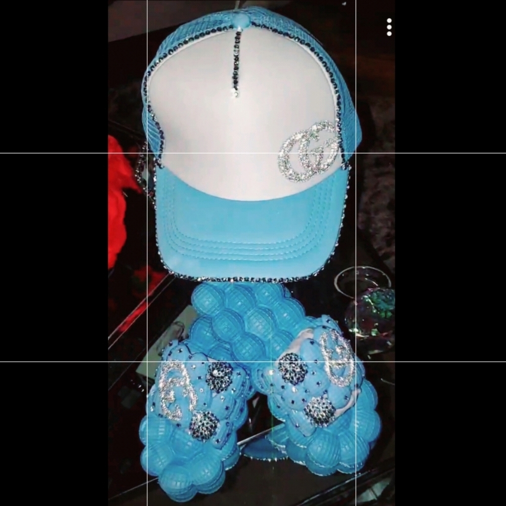 Custom Bubble Slides & Hat